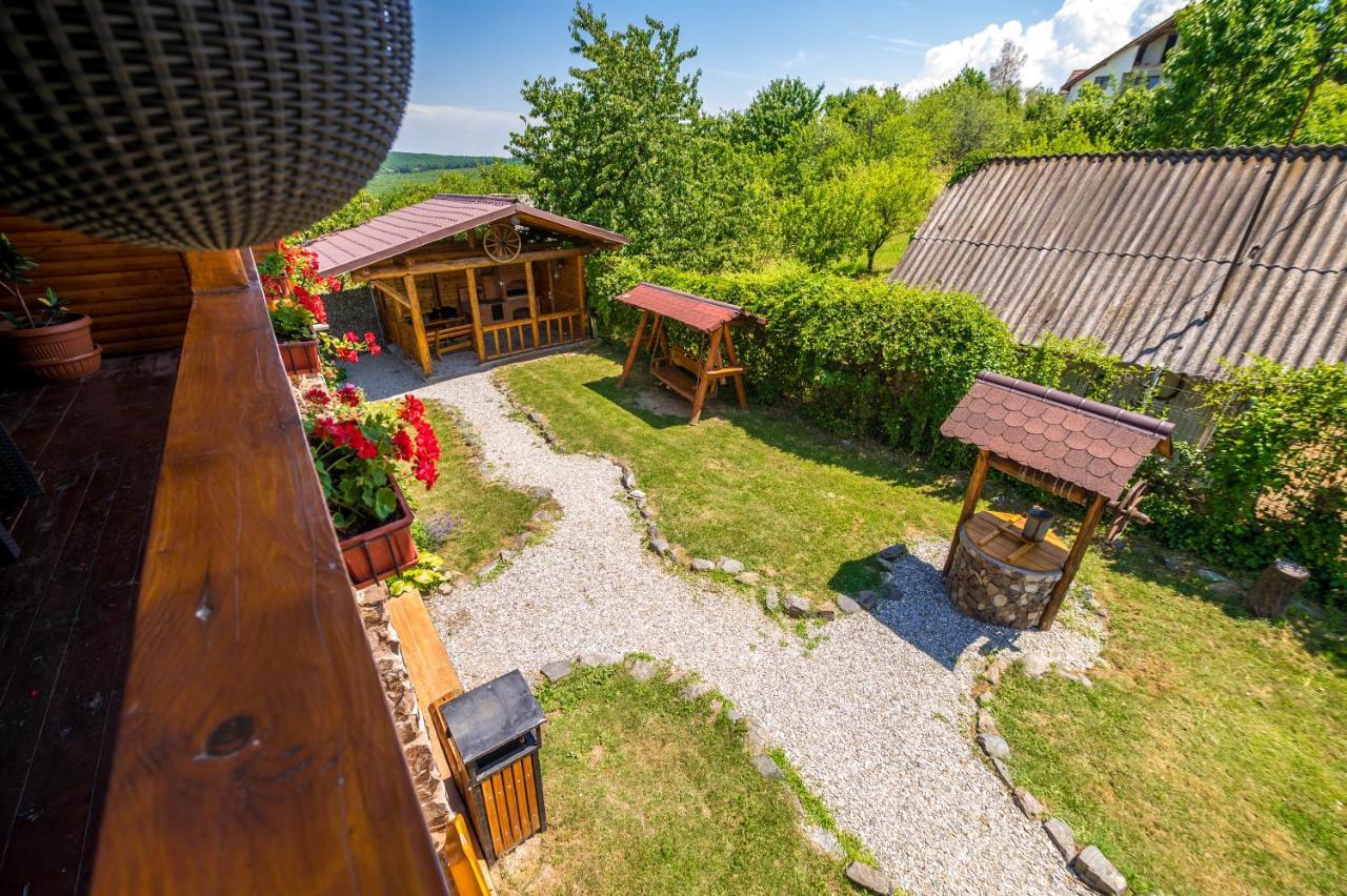 Casa De Vacanta Sadu Exterior foto